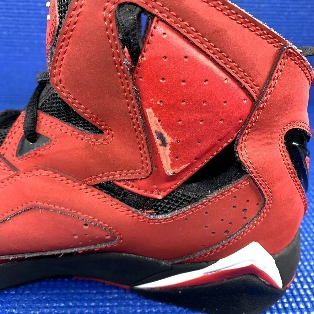 AIR JORDAN 7 TRUE FLIGHT Men`s Size 10.5 Red Black Basketball Shoes 342964-610